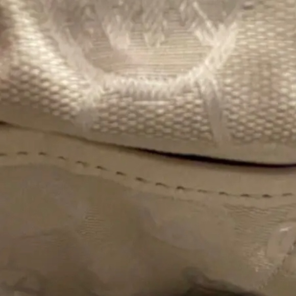 Michael Kors unique ID suple leather Hobo handbag with shiny gold hardware - Picture 9 of 11